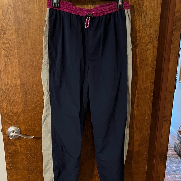 LULULEMON 5 PC BUNDLE - Picture 12 of 15